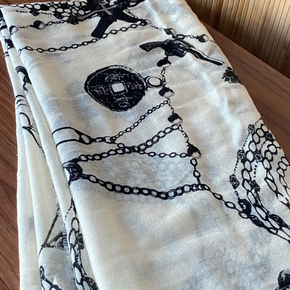 YARNZ cashmere/silk scarf